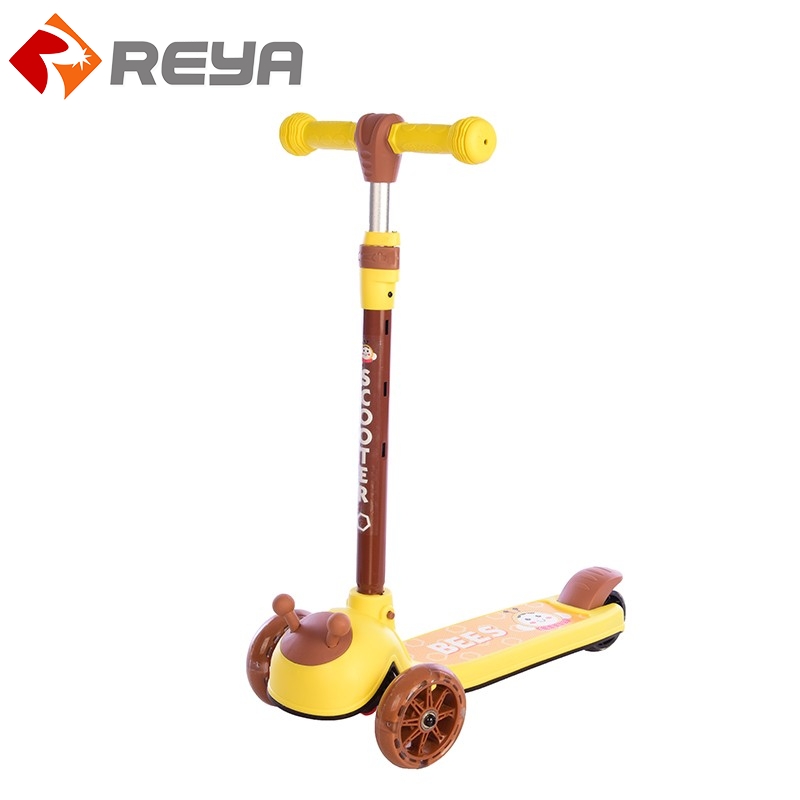 Wholesale Luxury customized Kids foot scooters Toys scooters pour enfants avec Big Wheels Kids foot scooters