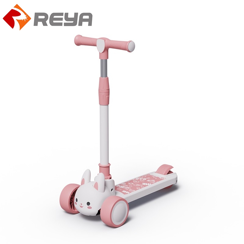 Nouveau cadeau FACTORY PRICE Fast folding Three Wheel Kids scooter avec shinning Wheels Kids scooter