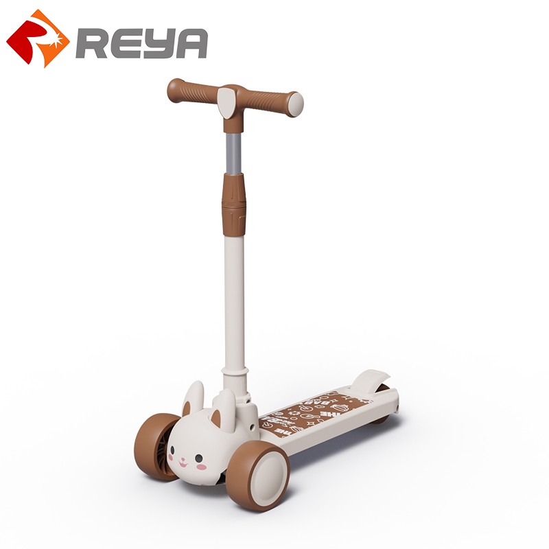 هدية جديدة مصنع سعر الوجبات folding three wheel childs scooter withshinning wheels childs scooter