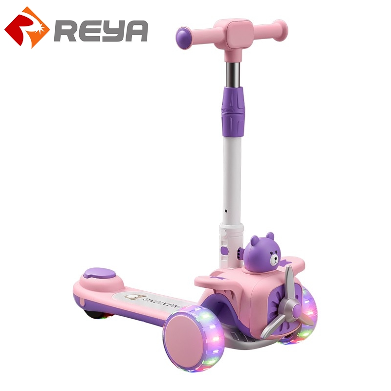 Haute qualité Multi - functional Kids Kick scooter 3 en 1 pedal scooter pour les enfants 2 - 6years Old