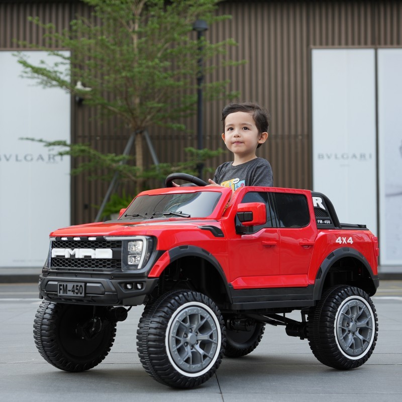 Heißer Verkauf Batterie Kinder elektrischer 12v doppelter elektrischer Antrieb auf dem Auto Spielzeug Autos für Kinder Elektrofahrzeug Spielzeug Auto