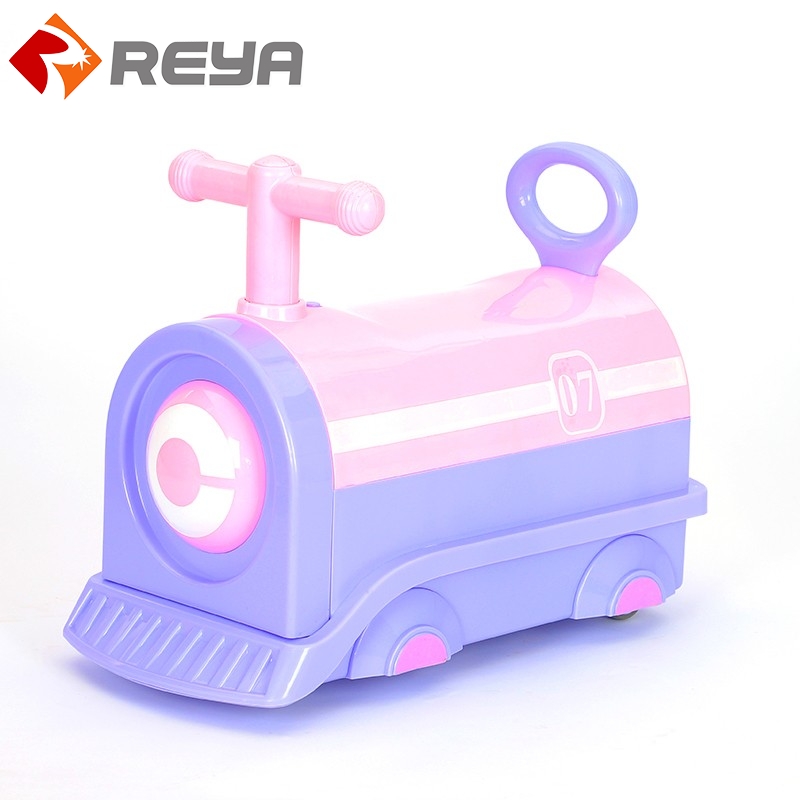 2023 haute qualité Baby Swing car / Kids slide TOY CAR / 4 roues Kids Plastic car slide scooter Ride on car