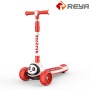 2023 عالية الجودة للأطفال الصغار Scooter بيبي Toy 3 whiel swing Ride on Kids Scooters for children with led light