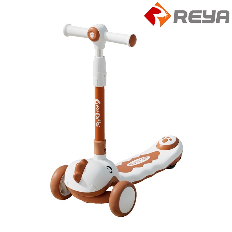 2023 High Quality Toys cheap scooter cars Ride on car for Child seat avec lumière et musique